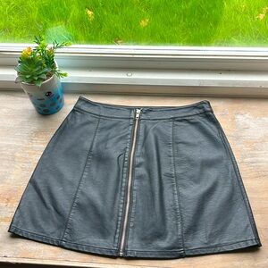 ❌SOLD❌Forever 21 skirt | Leather mini